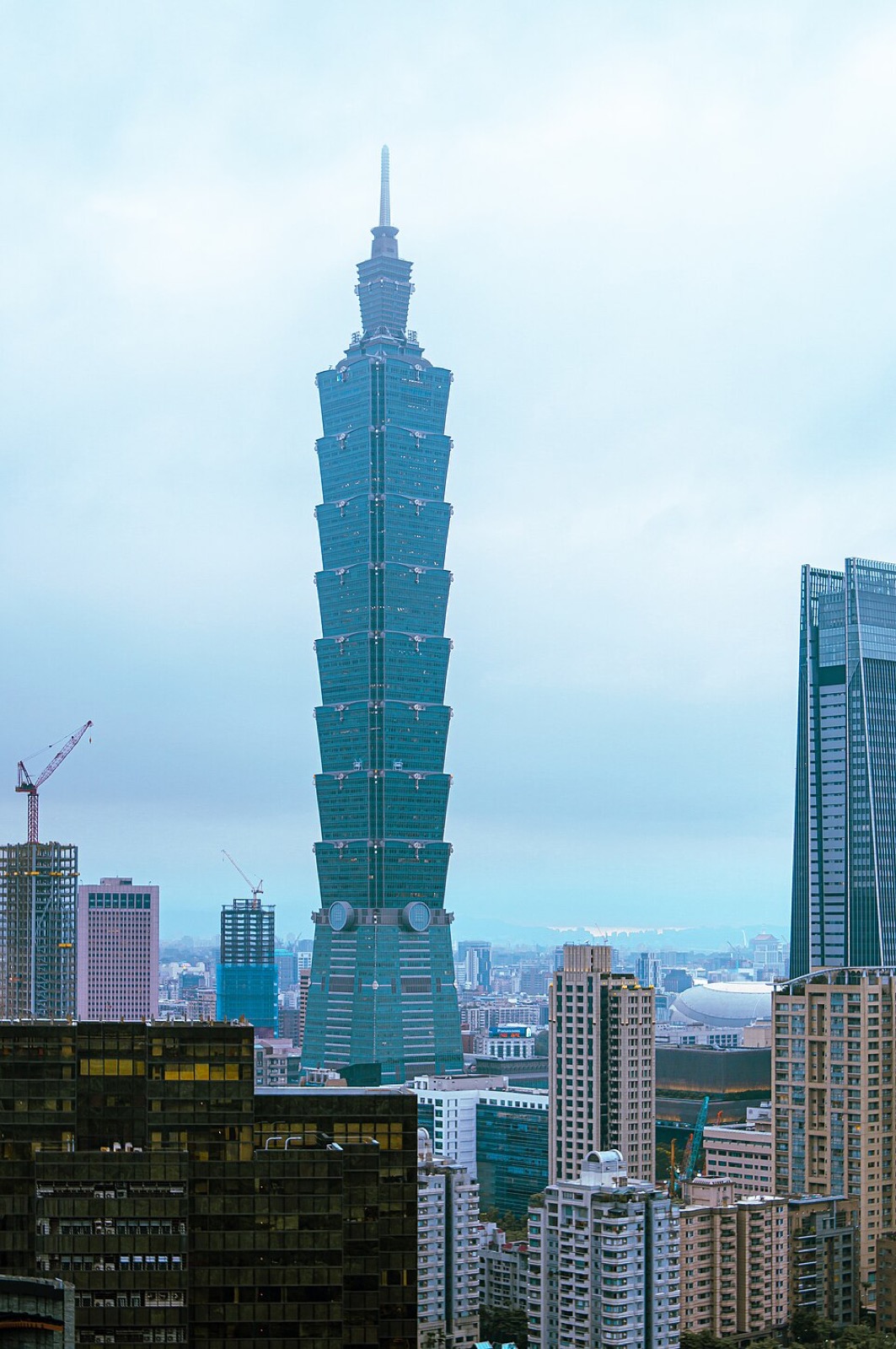 中国台湾台北天际线与台北 101